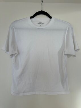 Abercrombie & Fitch Men’s White Short Sleeve Crew Tee
